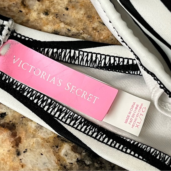 Victoria Secret Black & White Striped Ruched Halter Crop Top XL - Picture 7 of 8